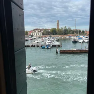 Romantic Enchantment With Private Bathroom , Venezia Italia